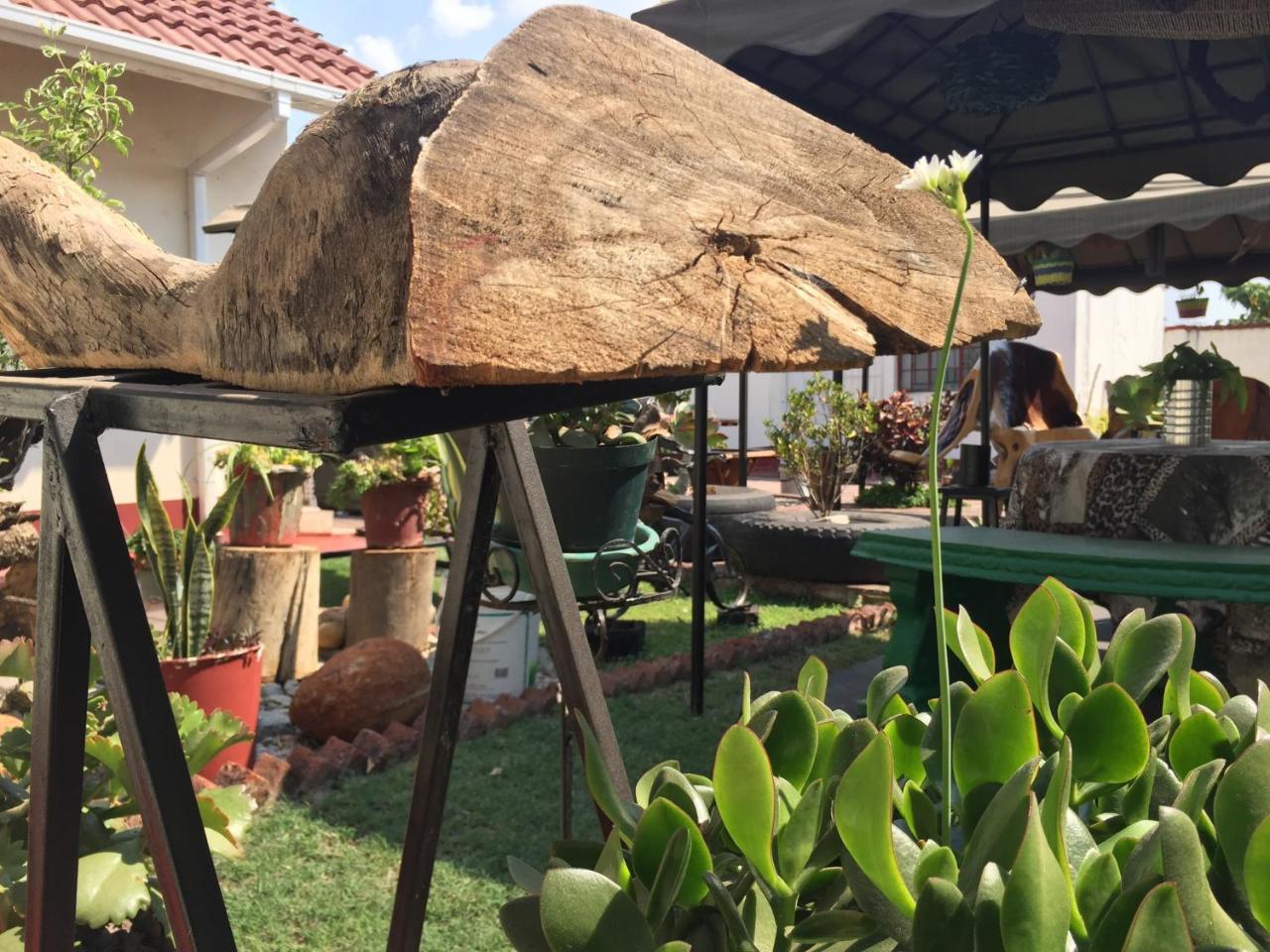 Kwampofu Guest House Harare Eksteriør bilde